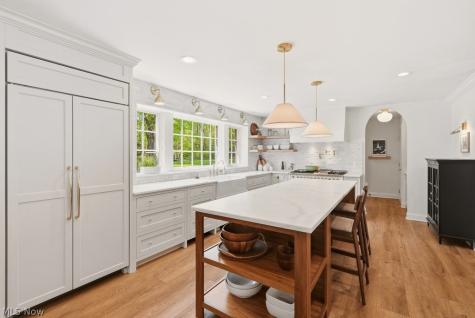 9026 Frost Lane Brecksville OH 44141