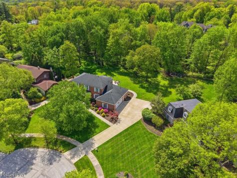9026 Frost Lane Brecksville OH 44141