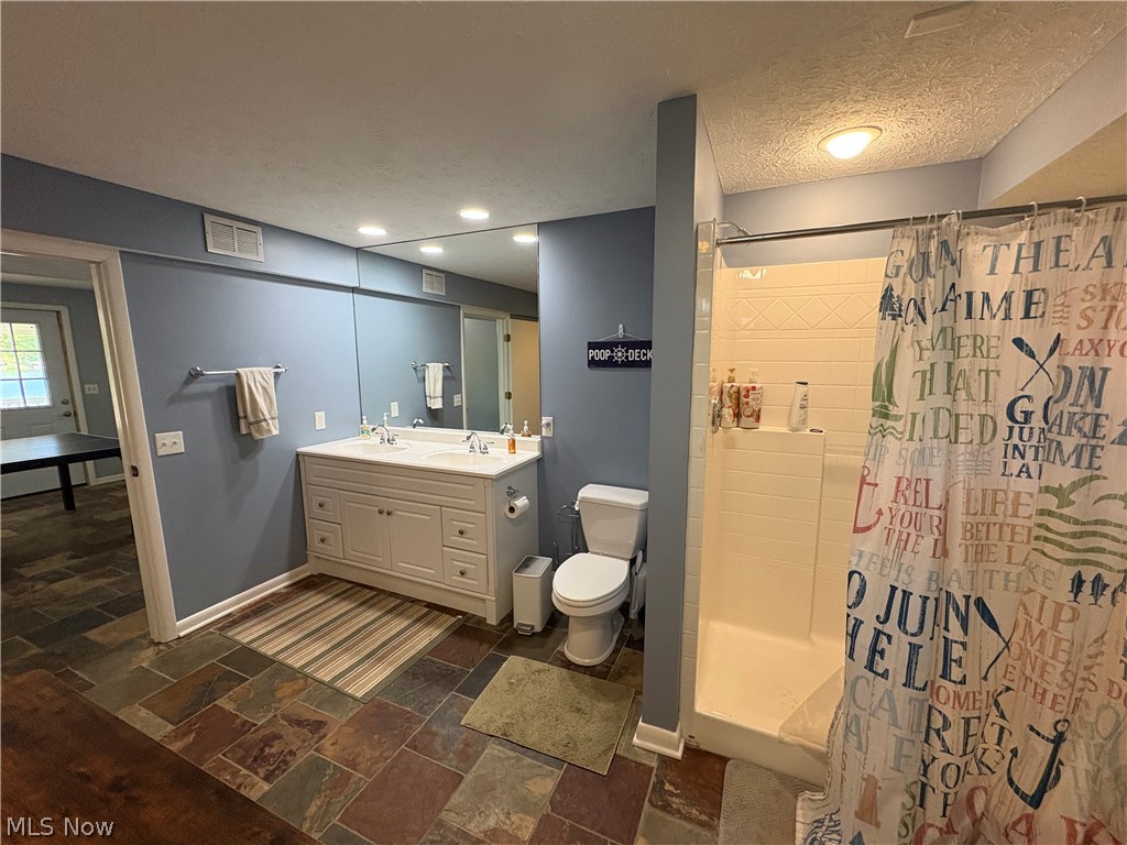 2396 Plum Creek Drive Roaming Shores OH 44084
