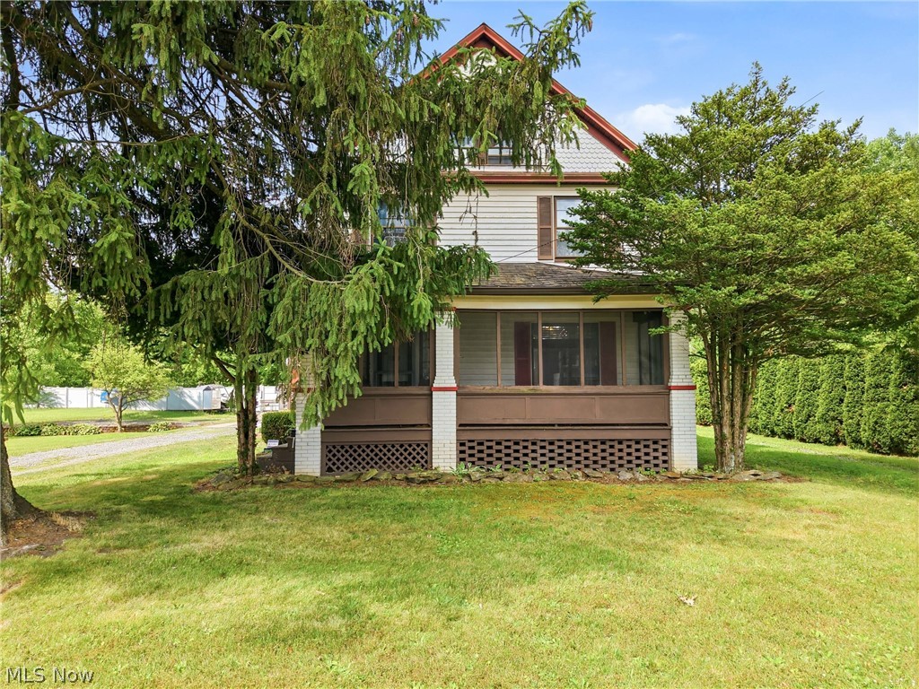 1624 N Main Street Niles OH 44446