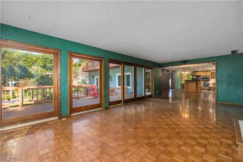 916 Elywood Drive Elyria OH 44035