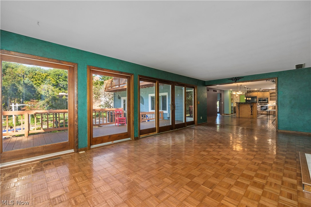 916 Elywood Drive Elyria OH 44035