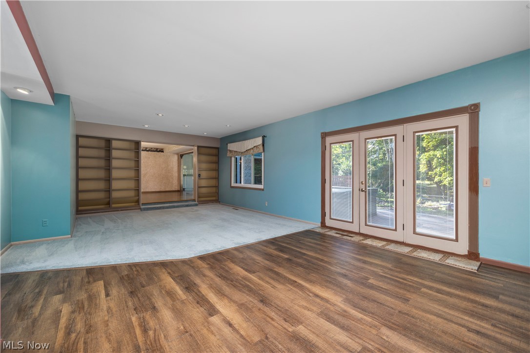 916 Elywood Drive Elyria OH 44035