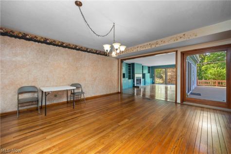 916 Elywood Drive Elyria OH 44035