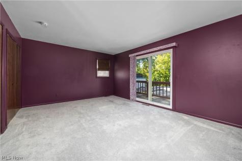 916 Elywood Drive Elyria OH 44035