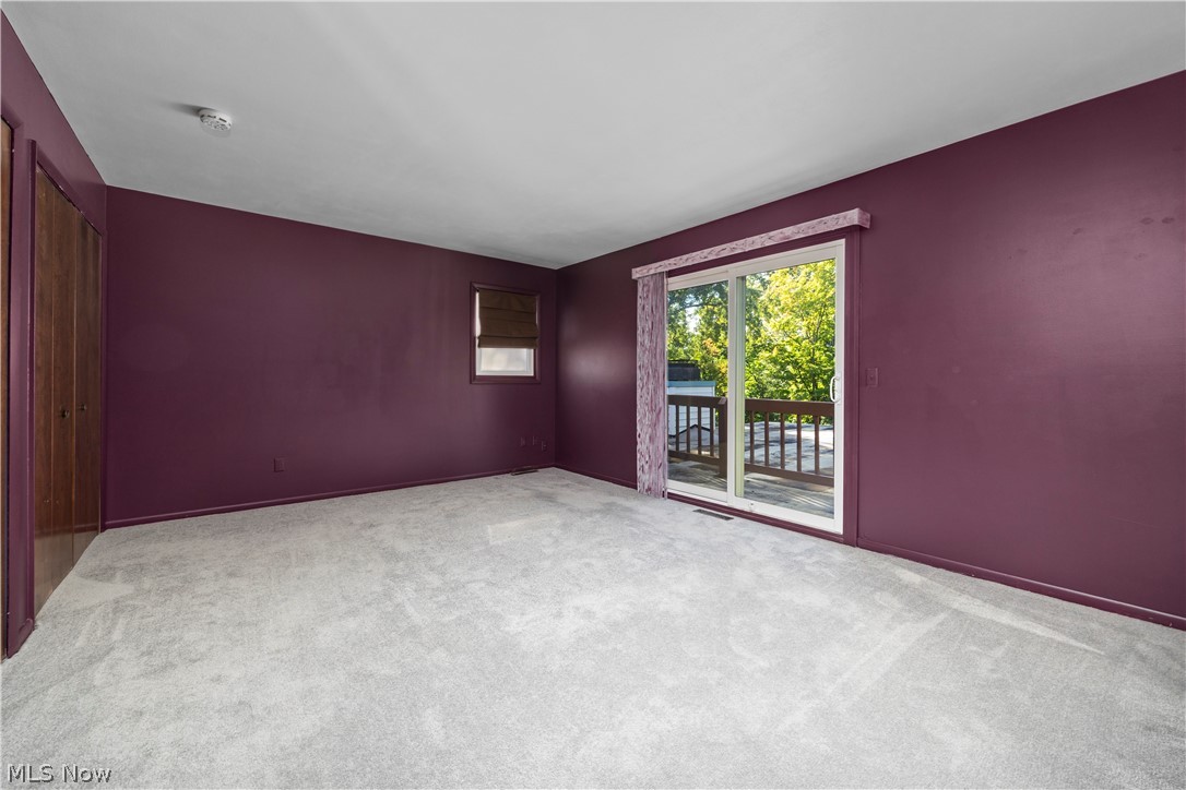 916 Elywood Drive Elyria OH 44035