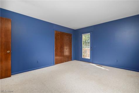 916 Elywood Drive Elyria OH 44035