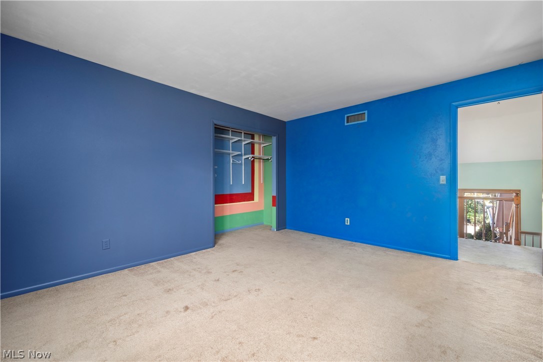 916 Elywood Drive Elyria OH 44035