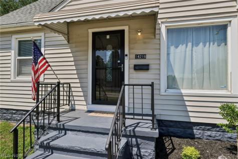 14216 Berwyn Avenue Cleveland OH 44111