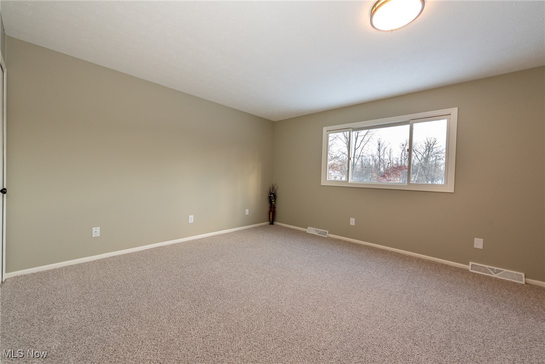 7561 Parkside Drive Parma OH 44130