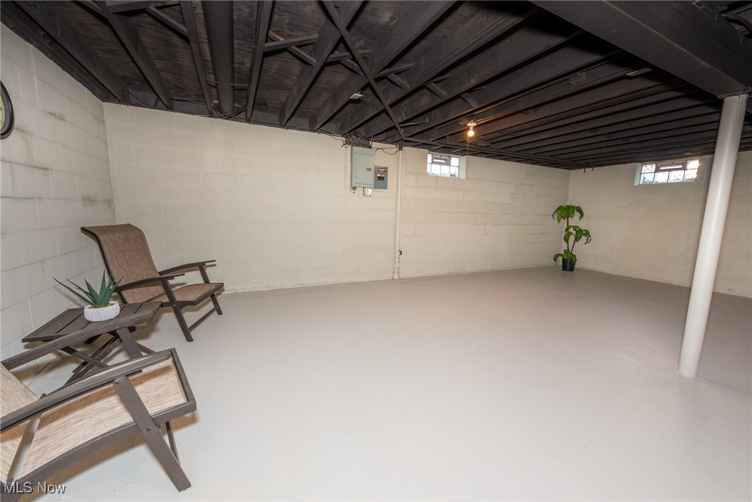 7561 Parkside Drive Parma OH 44130