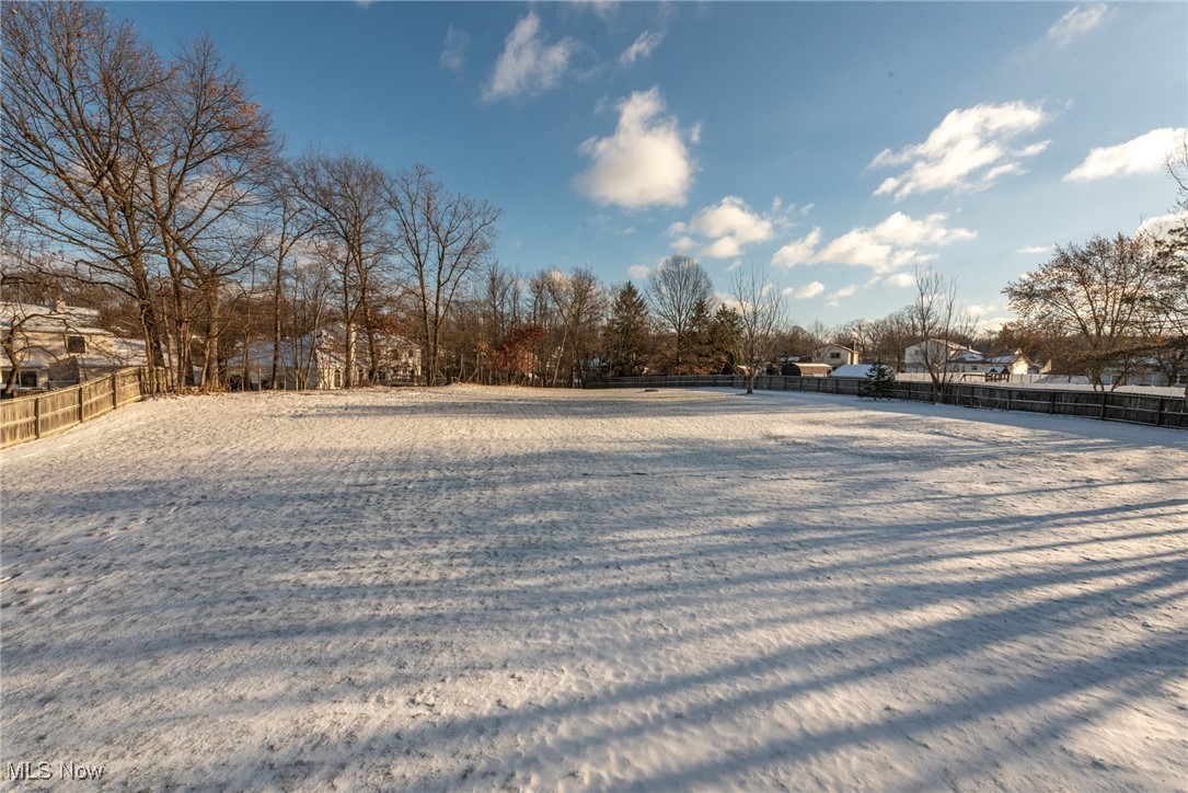 7561 Parkside Drive Parma OH 44130