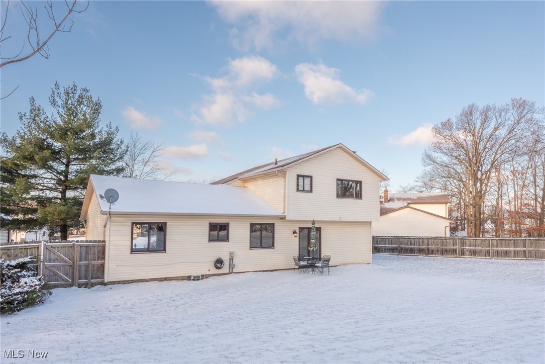 7561 Parkside Drive Parma OH 44130