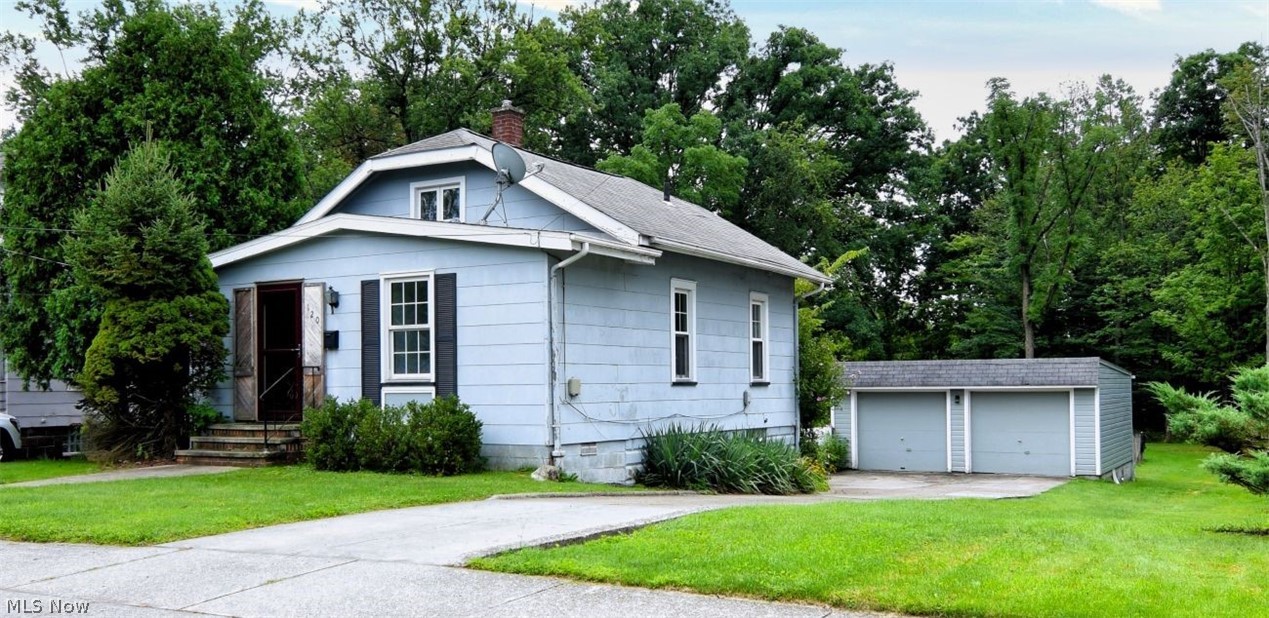 120 W Glendale Street Bedford OH 44146