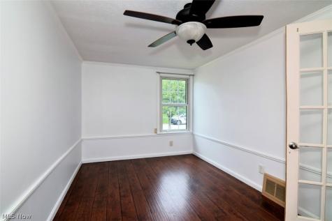 120 W Glendale Street Bedford OH 44146