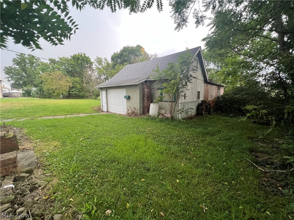 11 N Four Mile Run Road Austintown OH 44515