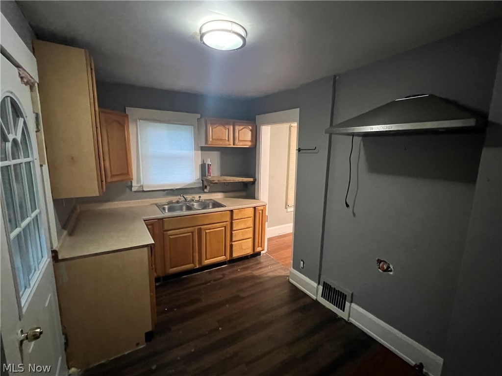 11 N Four Mile Run Road Austintown OH 44515