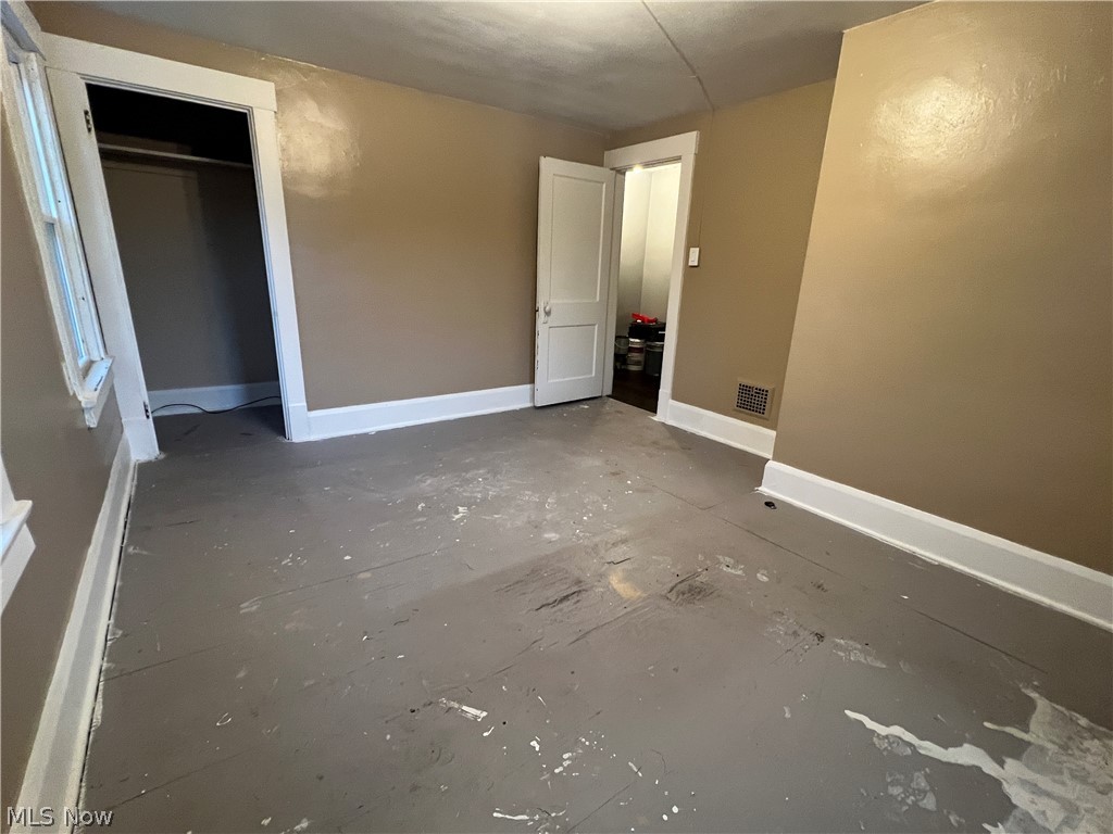 11 N Four Mile Run Road Austintown OH 44515
