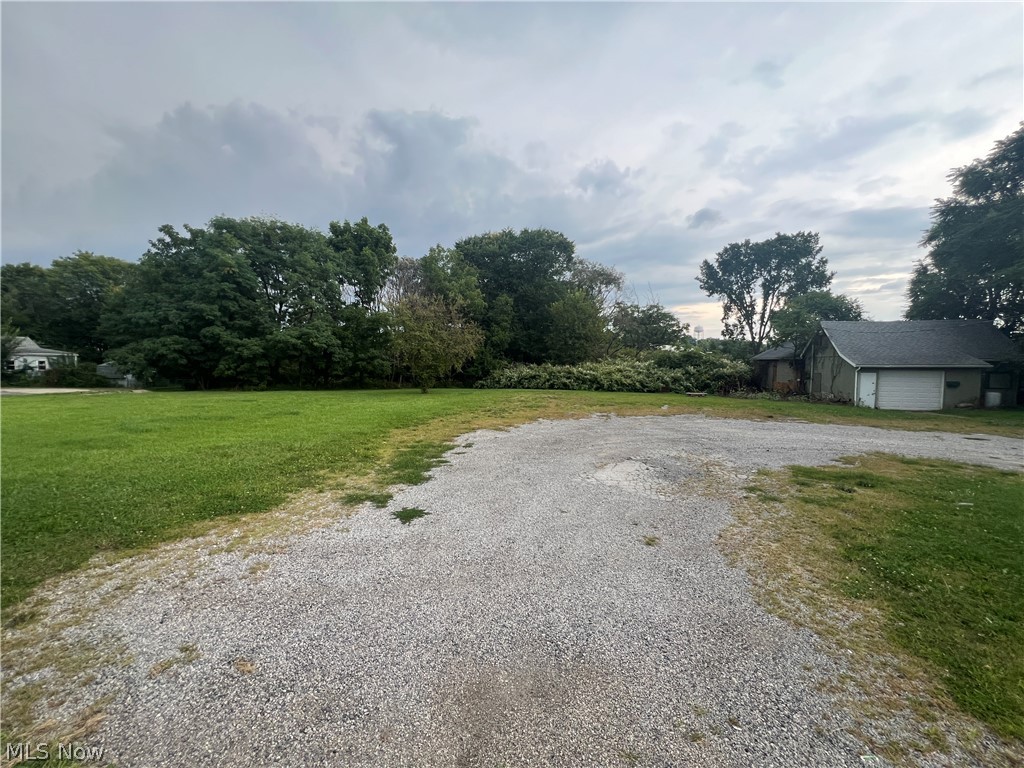 11 N Four Mile Run Road Austintown OH 44515