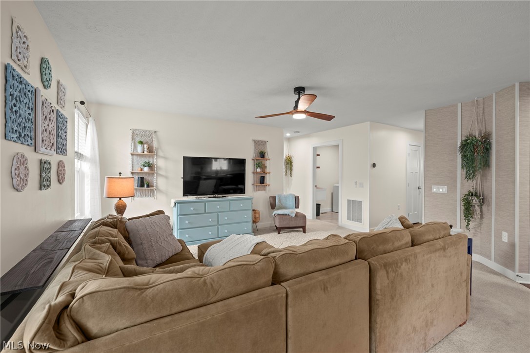 543 Swan Drive Seville OH 44273