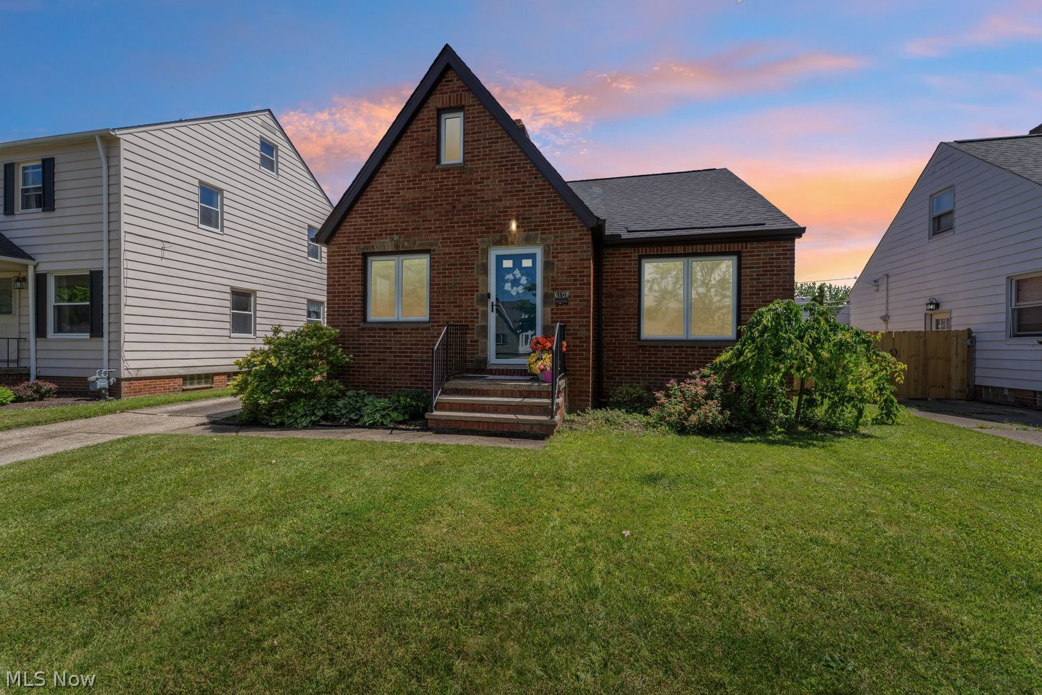 6107 Ackley Road Parma OH 44129