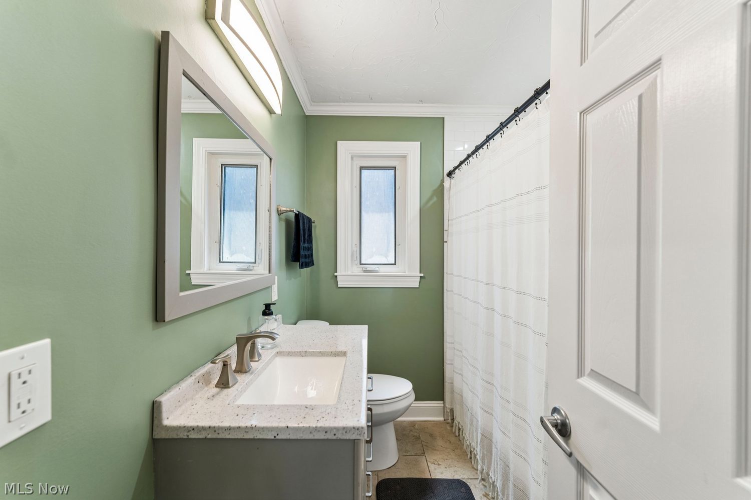 6107 Ackley Road Parma OH 44129