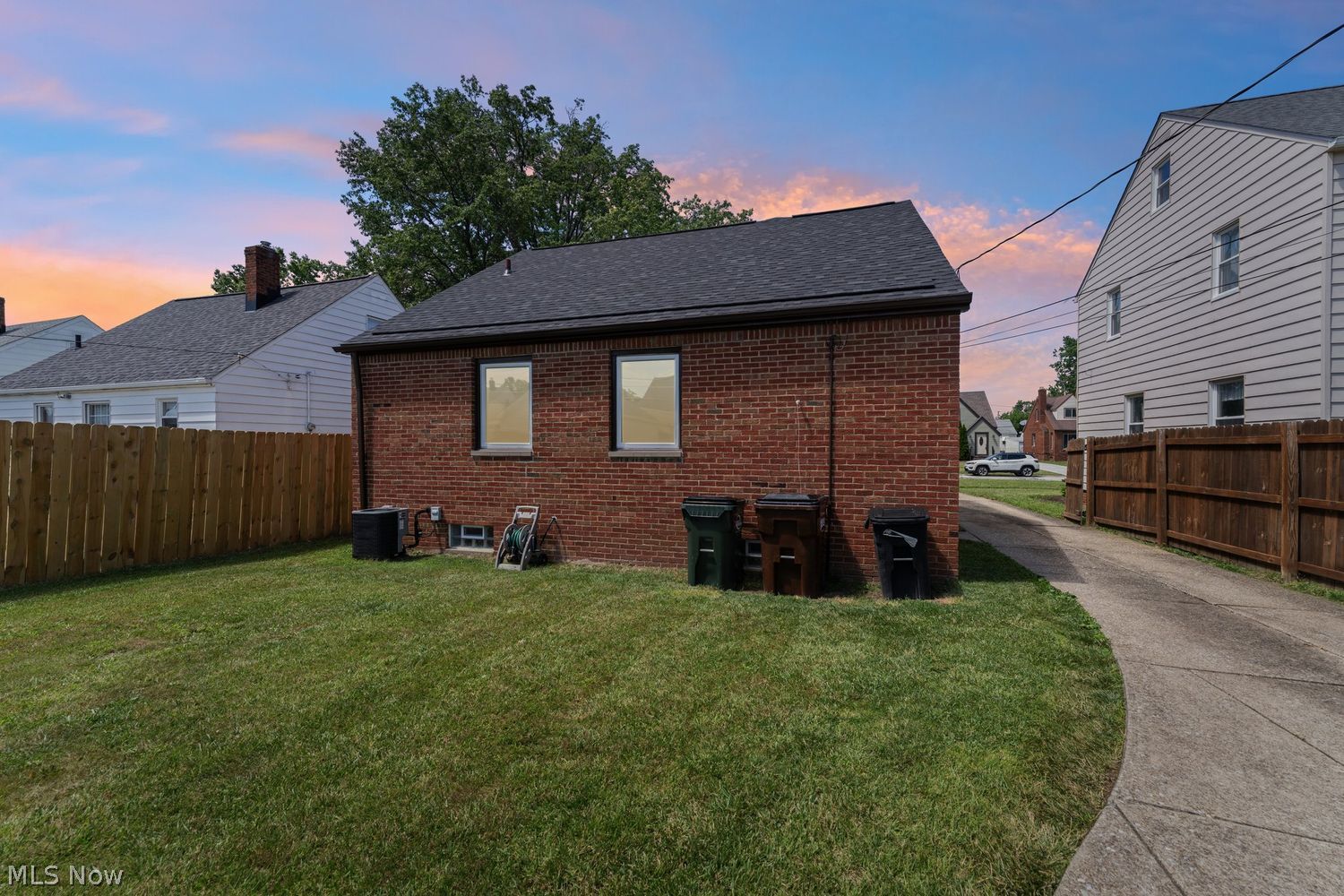 6107 Ackley Road Parma OH 44129