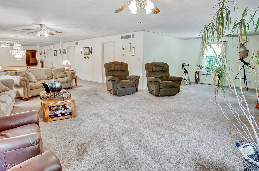 3025 Virginia Avenue Zanesville OH 43701