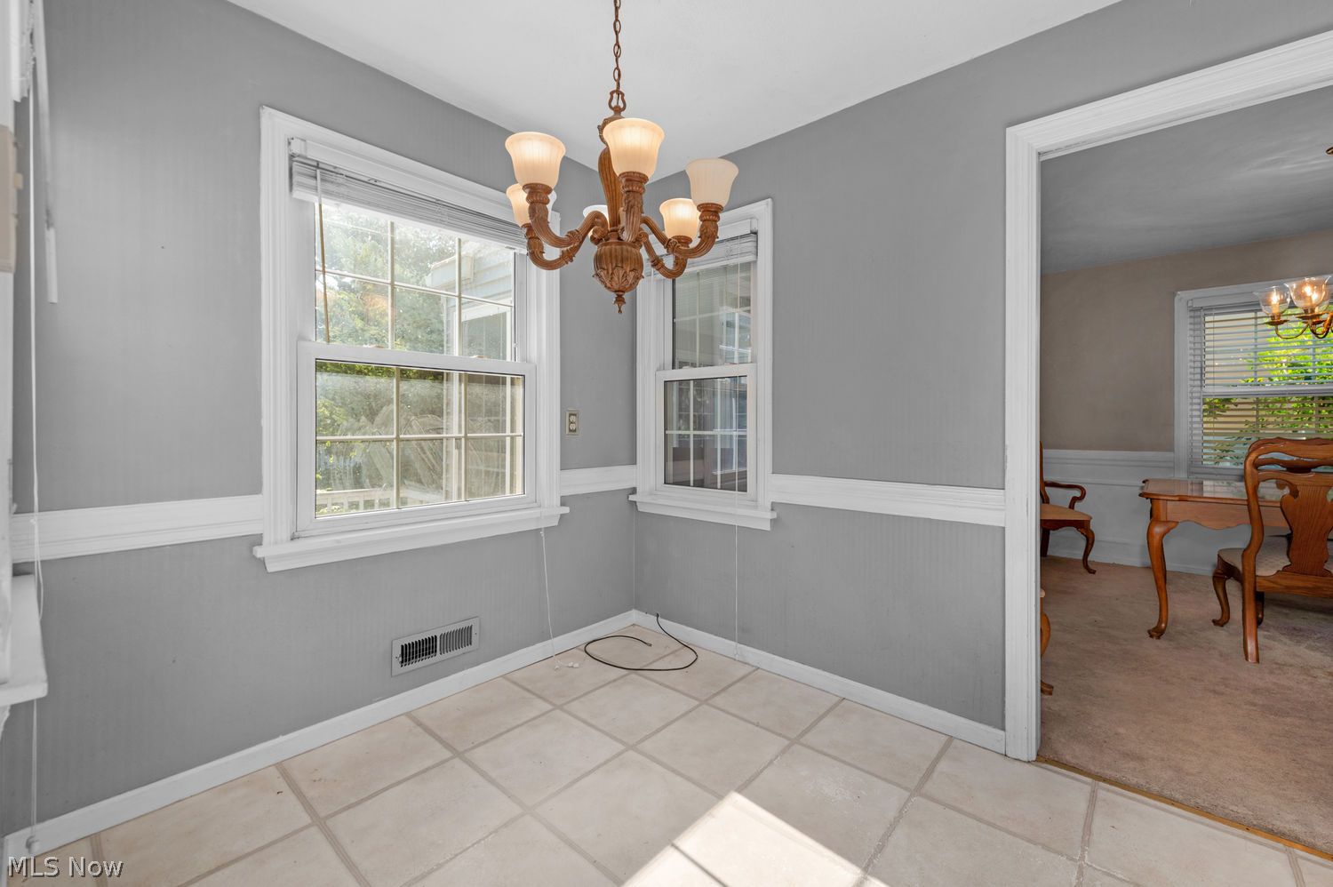 2907 Lakeview Avenue Rocky River OH 44116