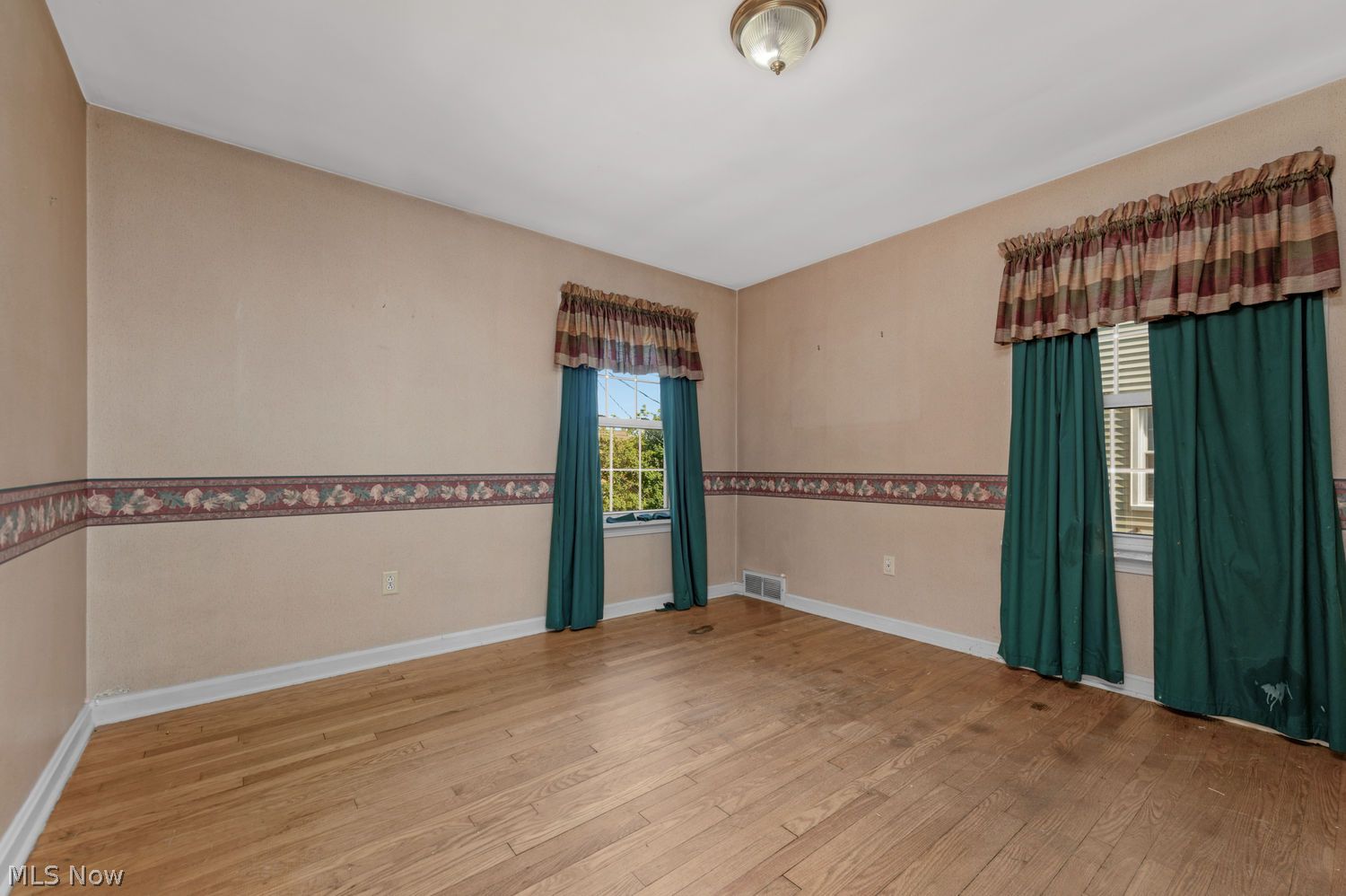 2907 Lakeview Avenue Rocky River OH 44116