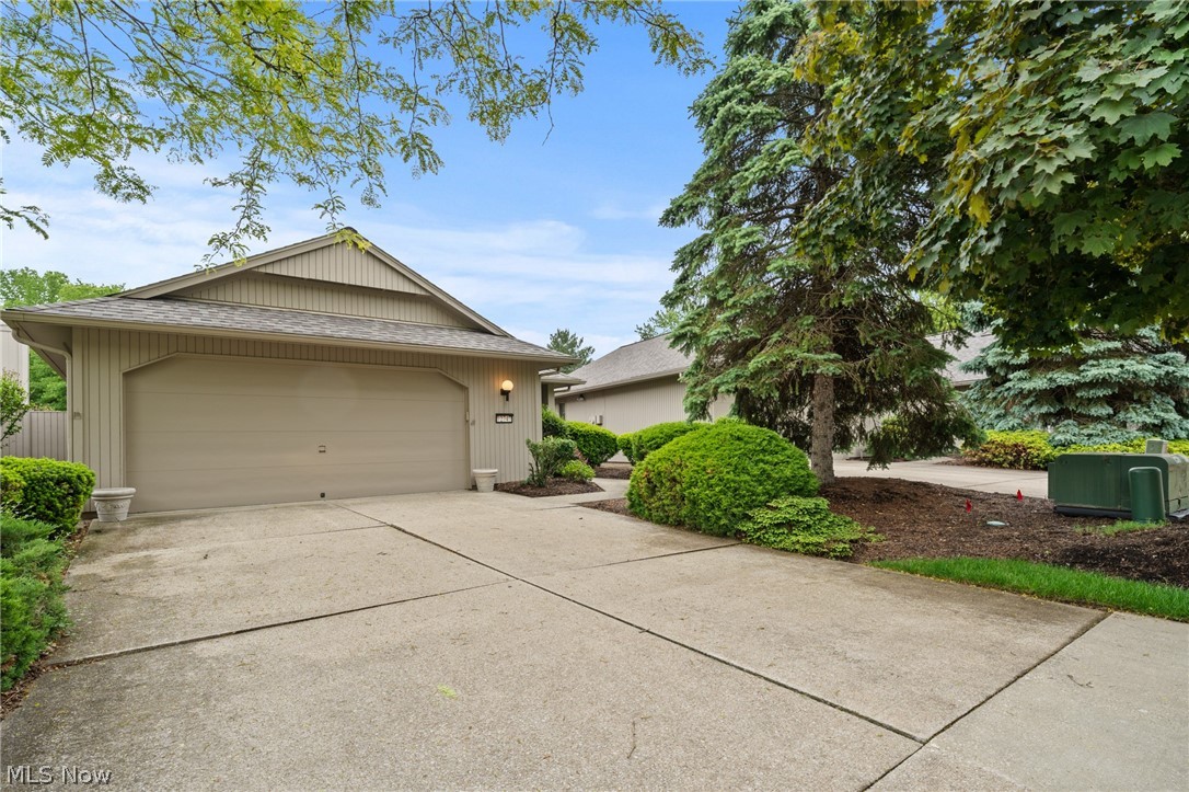 12747 Olympus Way Strongsville OH 44149