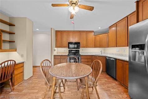 12747 Olympus Way Strongsville OH 44149