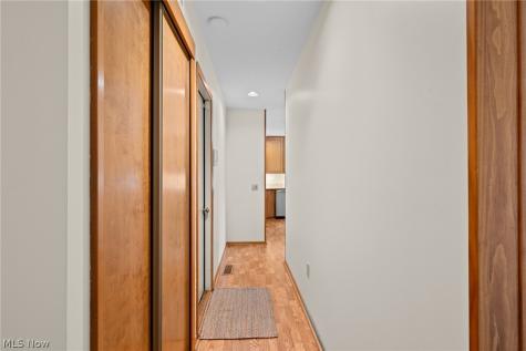 12747 Olympus Way Strongsville OH 44149