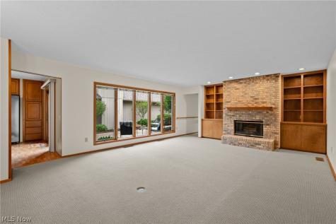 12747 Olympus Way Strongsville OH 44149