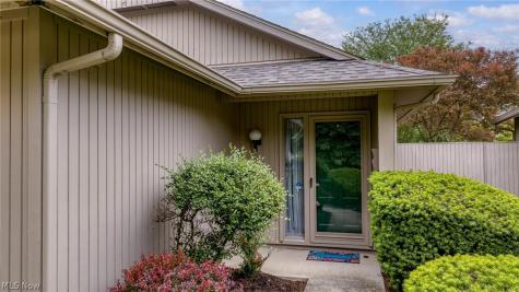 12747 Olympus Way Strongsville OH 44149