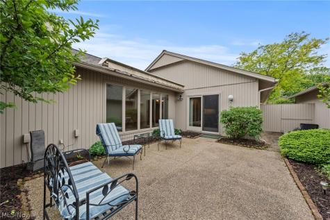 12747 Olympus Way Strongsville OH 44149