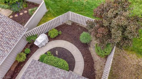 12747 Olympus Way Strongsville OH 44149