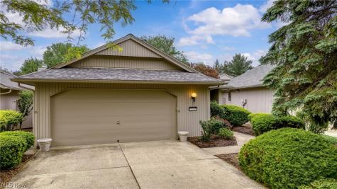 12747 Olympus Way Strongsville OH 44149