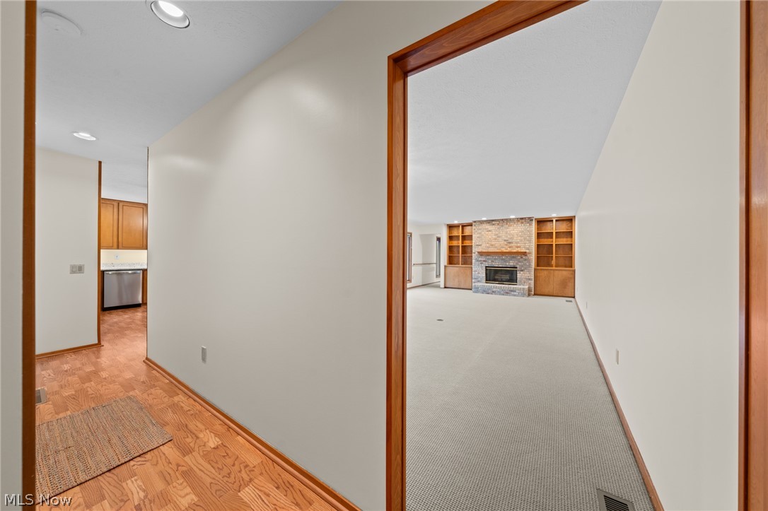 12747 Olympus Way Strongsville OH 44149