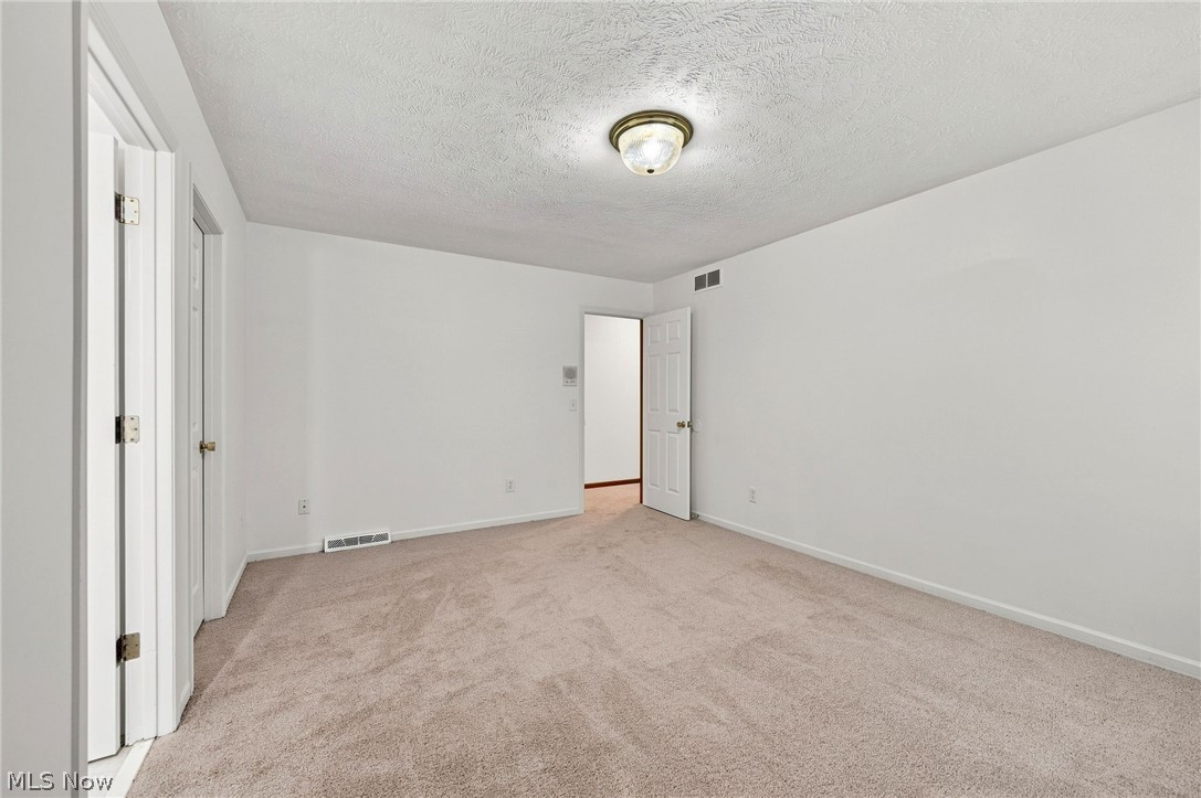 29008 Uxbridge Drive Willowick OH 44095