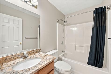 29008 Uxbridge Drive Willowick OH 44095