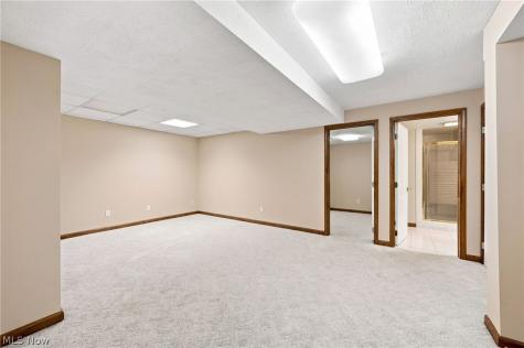 29008 Uxbridge Drive Willowick OH 44095