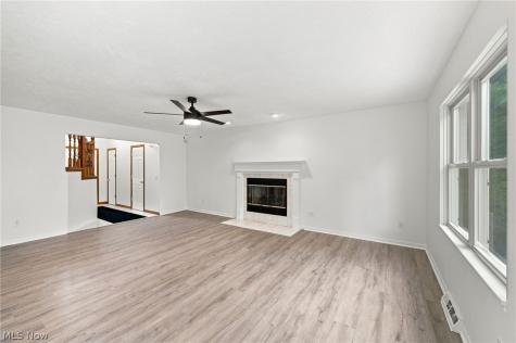 29008 Uxbridge Drive Willowick OH 44095