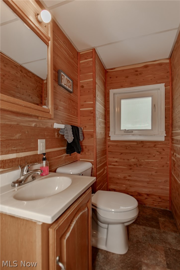 5186 Clay Street Geneva OH 44041