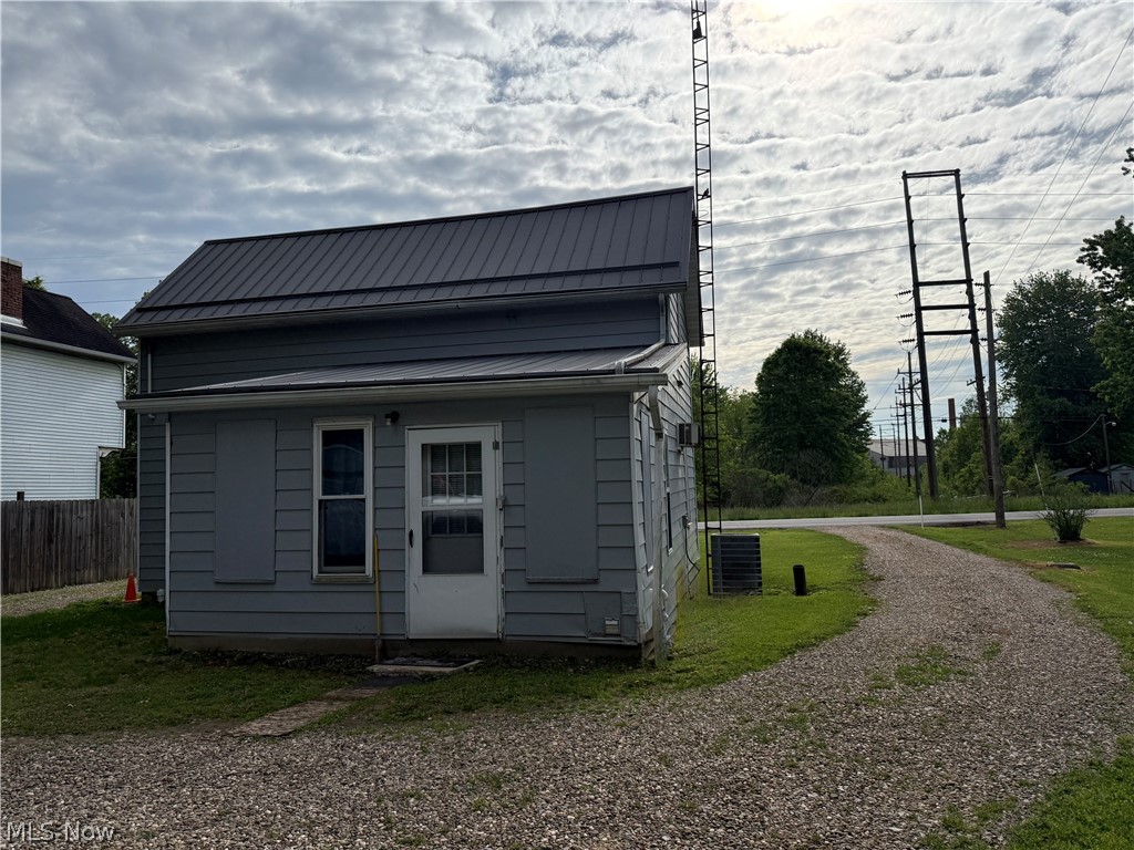 61148 Oakwood Road Byesville OH 43723