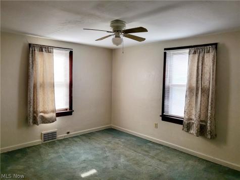 1059 W 14th Street Lorain OH 44052
