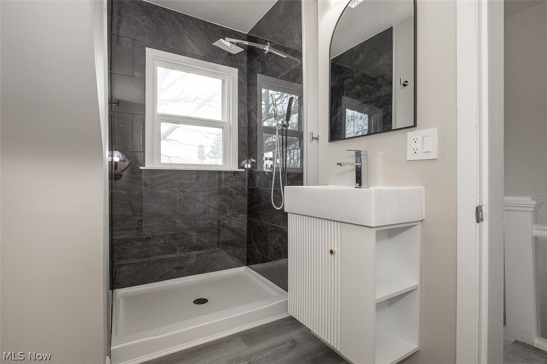 4940 E 106th Street Garfield Heights OH 44125