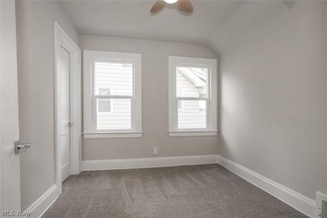 4940 E 106th Street Garfield Heights OH 44125
