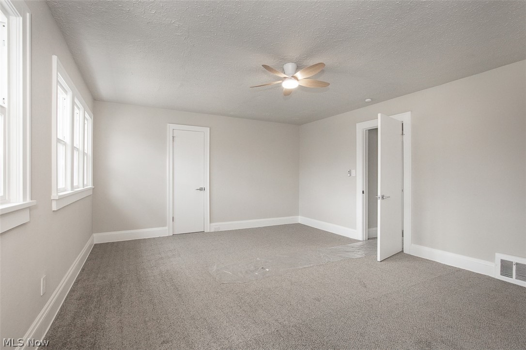 4940 E 106th Street Garfield Heights OH 44125