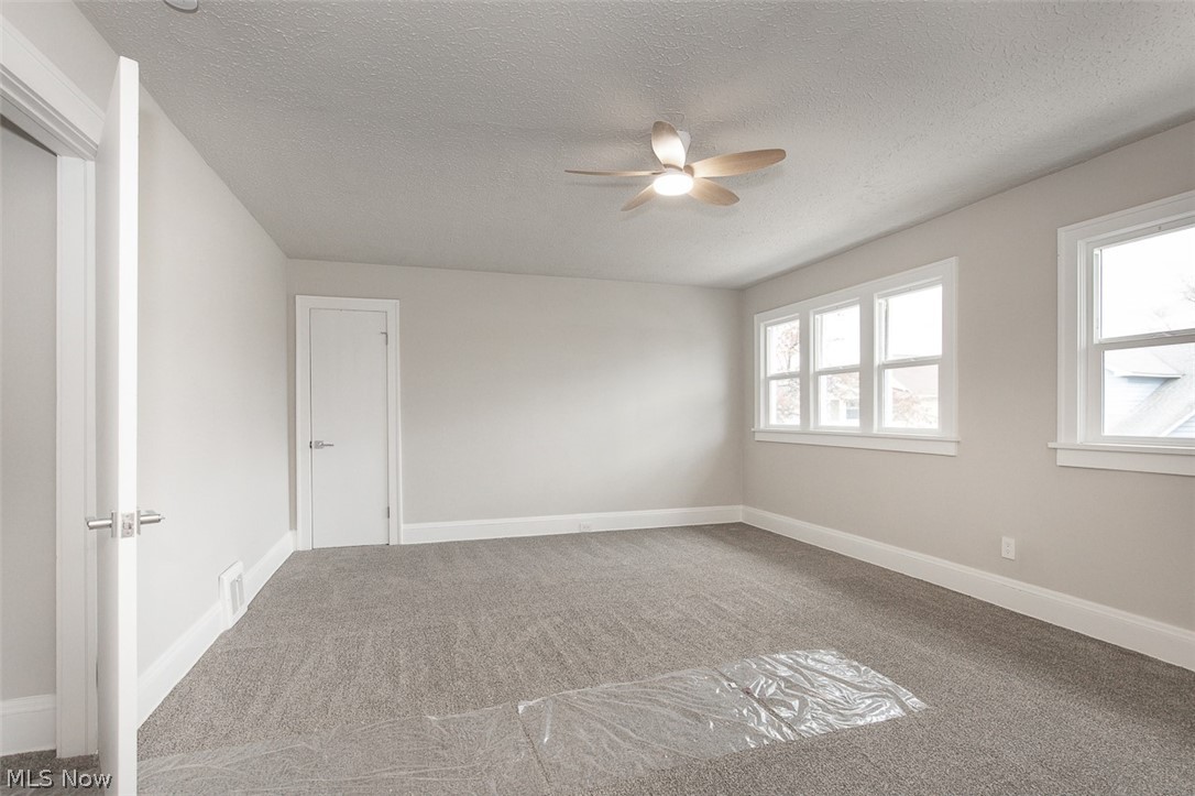 4940 E 106th Street Garfield Heights OH 44125